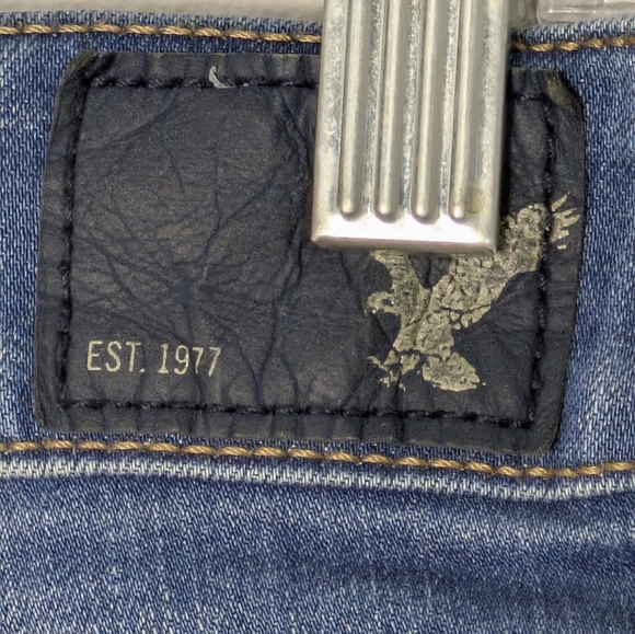 American Eagle Denim Shorts 0 Wash Blue Distressed Stretch Cuffed Women Hi Rise - Picture 8 of 12